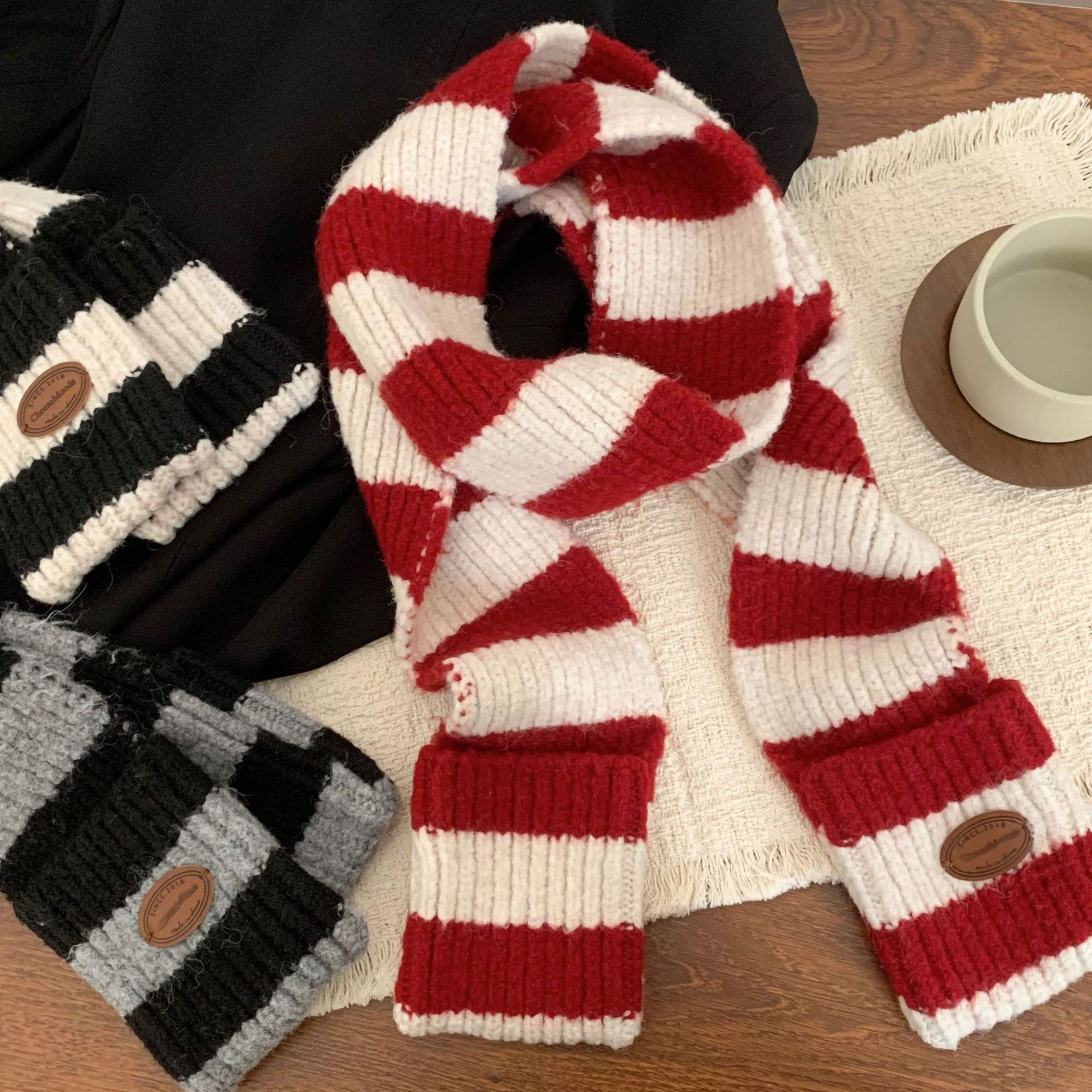 定制款~圣诞节红白条纹针织细围巾女秋冬韩系氛围感窄版毛线围脖