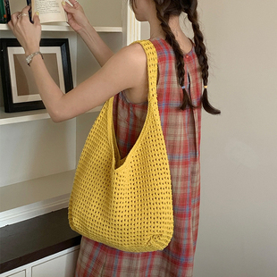 店主推荐亮色搭配黄色包包夏日出游度假镂空托特包慵懒风单肩包新