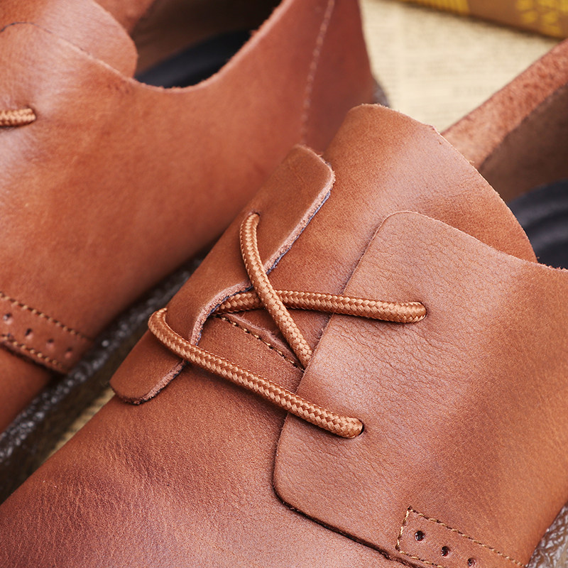 남성 가죽 신발  부드러운 가죽 탑 레이어 소 가죽 경량 남성 신발 영국 통기성 운전 신발 부드러운 단독 다목적 캐주얼 신발