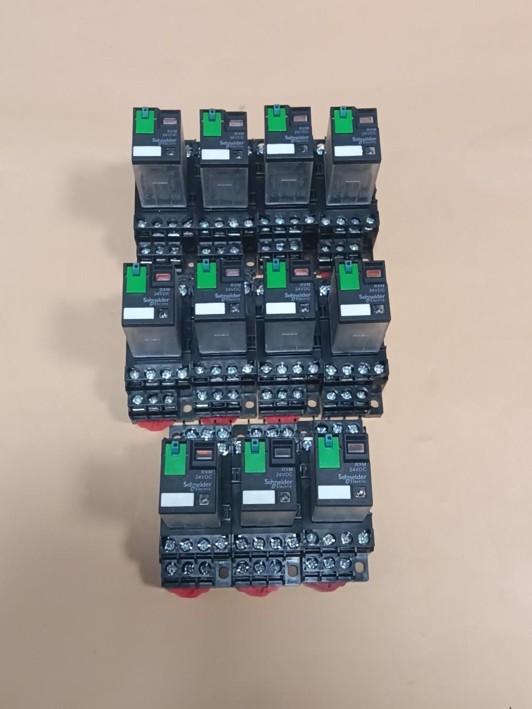 施耐德RXZE1M4C继电器套装