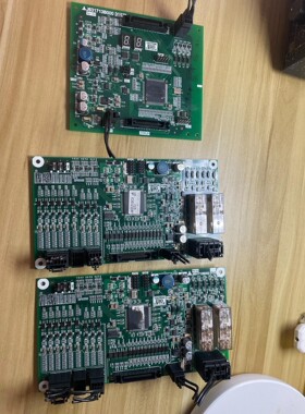 三菱控制器板J631713b000G01 j631712b0