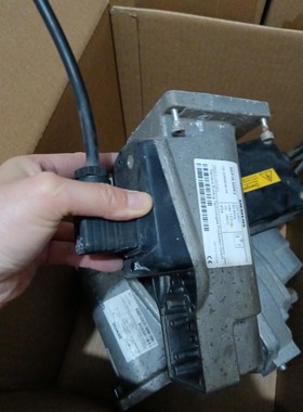 西门子燃烧机SKP15.000E2 功能正常，质量包好，喜欢