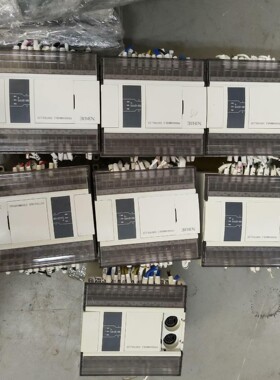 信捷PLC XD3-22T4TC-E 现货7台 成色九成新