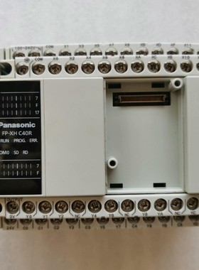 拆机松下AFPXHC40R-F。18年的货。外壳侧面有破损，