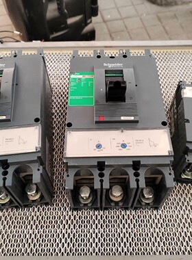 施耐德塑壳断路器 CVS400F 400A  320A  3