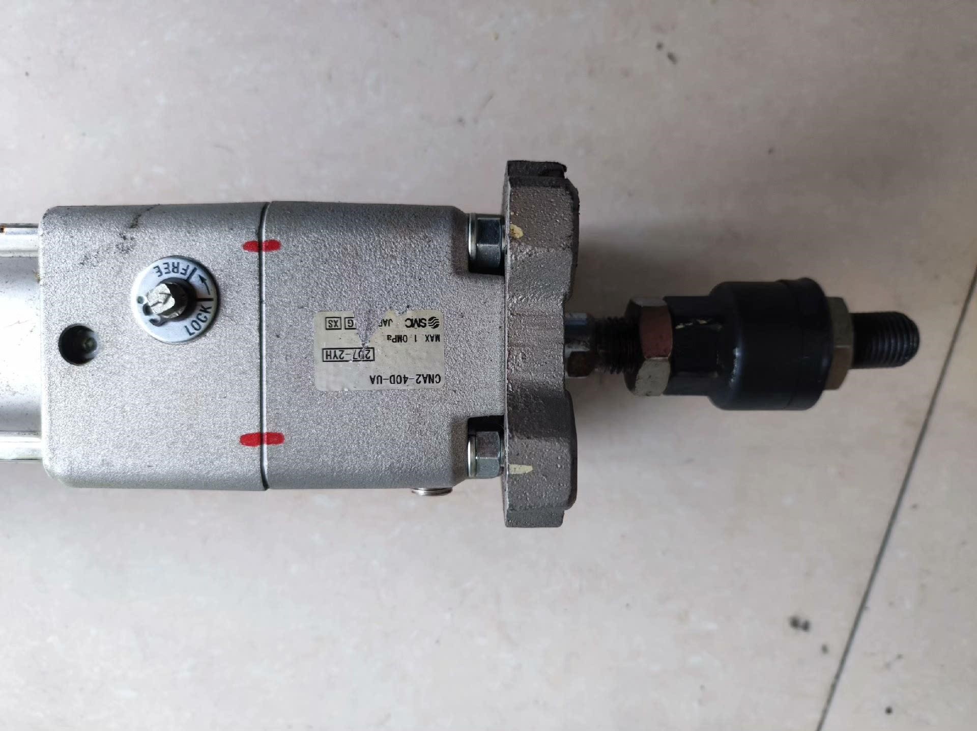 SMC原装正品带锁头CDNA2F40-175-D     C