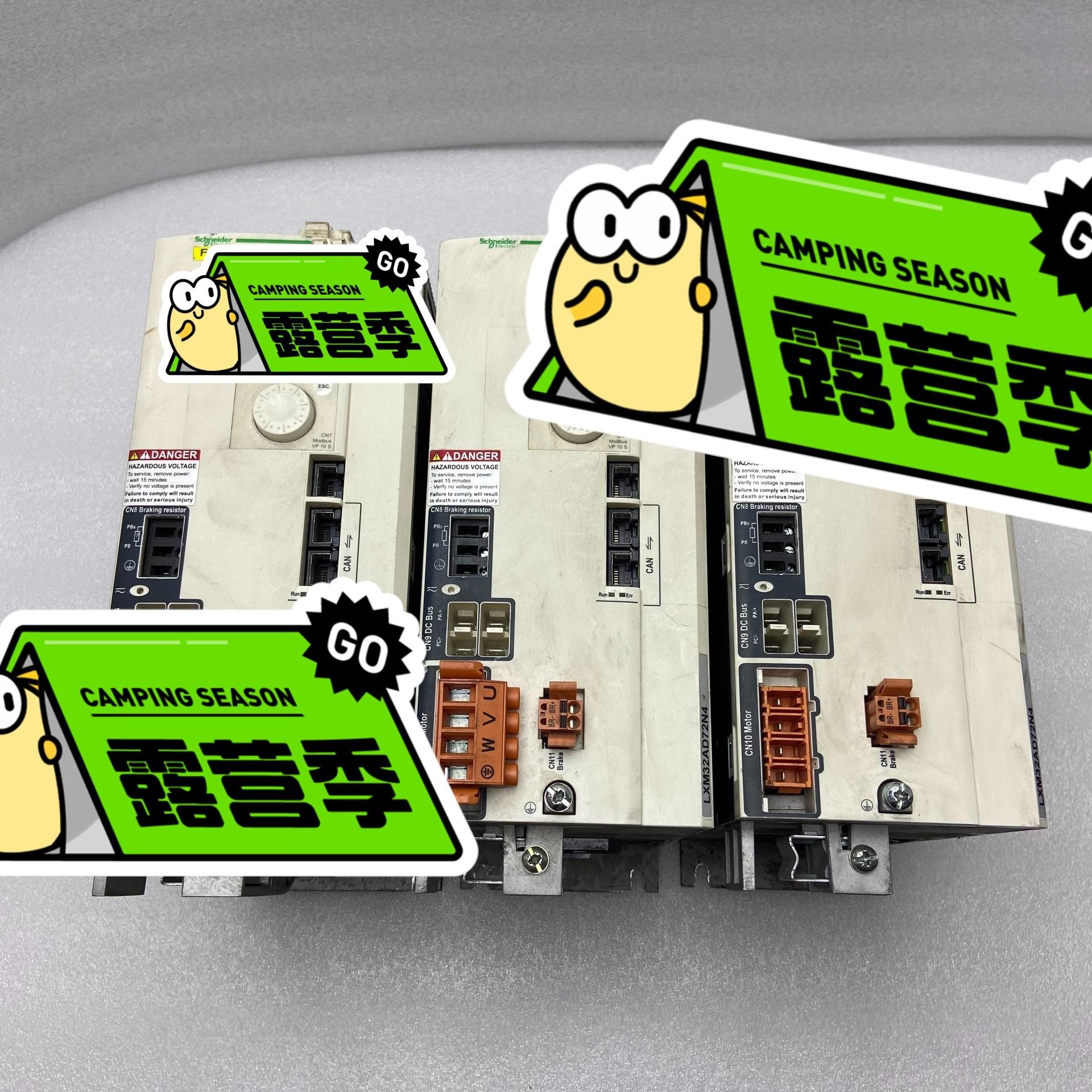 LXM32MD30N4 LXM32AD72N4 LXM32A