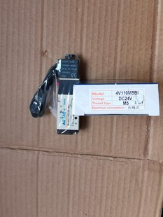亚德客电磁阀4V110M5BI出线式 AirTAC DC24V