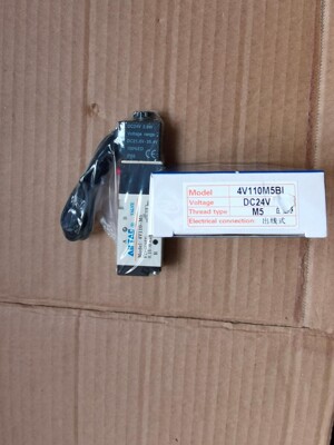 AirTAC/亚德客电磁阀4V110M5BI出线式DC24V