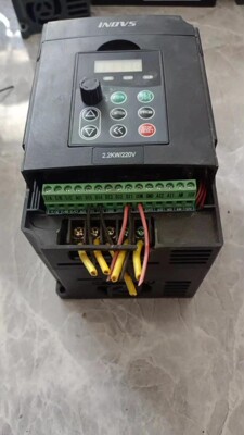 INDVS英捷思2.2kw变频器Y500-Y0022G1