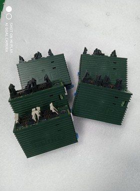 松下PLC可编程控制器 AFP0RC32T（黑脚 白脚）成色