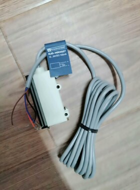 施耐德XUDH003537全新无包装