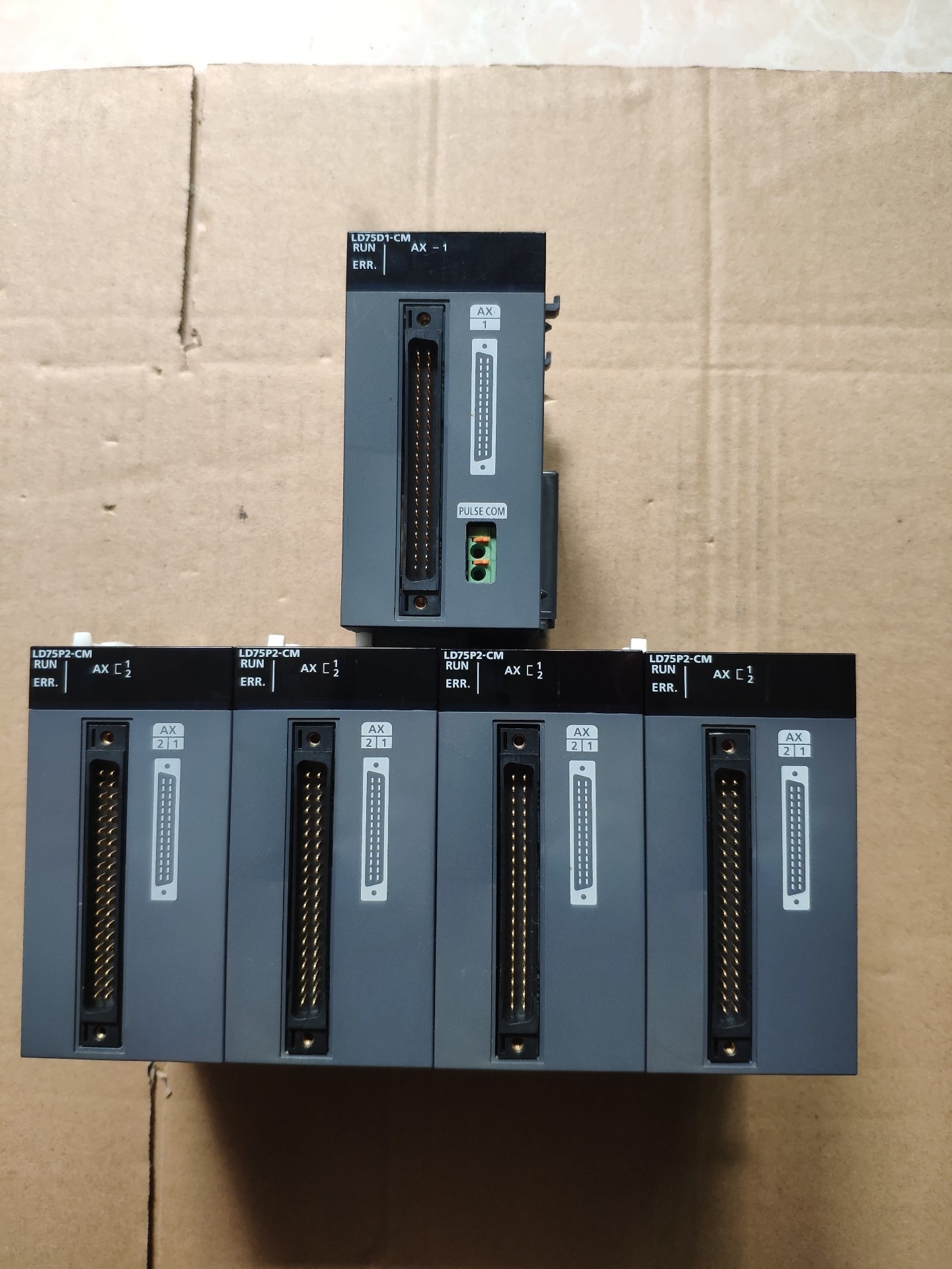 三菱 LD75D1-CM/LD75P2-CM 成色实图质量好