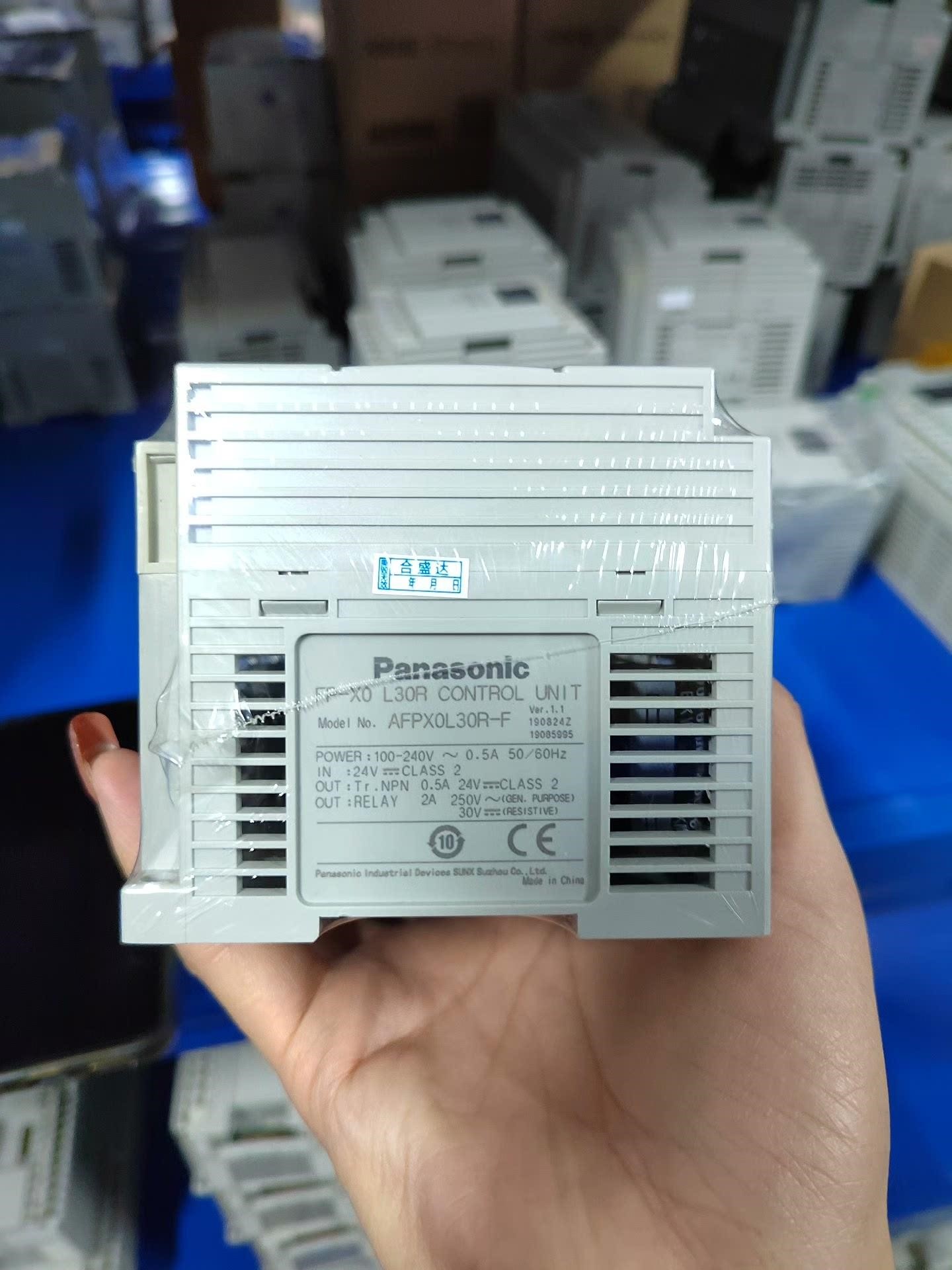 松下plc   AFPX0L30R-F