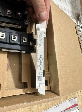 全新和拆机都有   SEMiX403GB128D   原装正