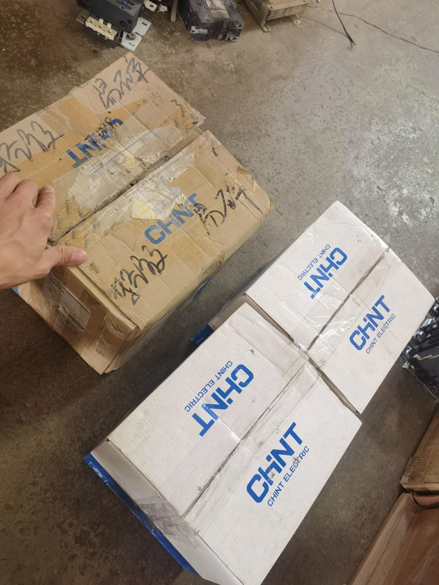 全新正泰NC2交流接触器，NC2-265，NC2-500，线