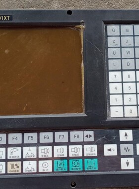 华兴901XT数控系统一台，成色如图，功能包好。