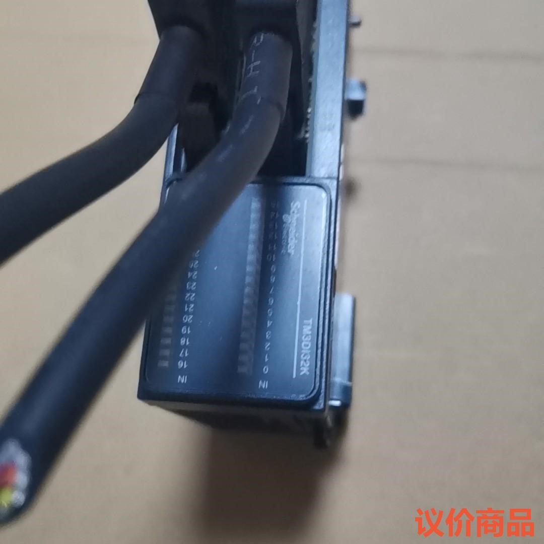 施耐德TM3DI32K原装PLC模块，成色实物图拍摄98成新