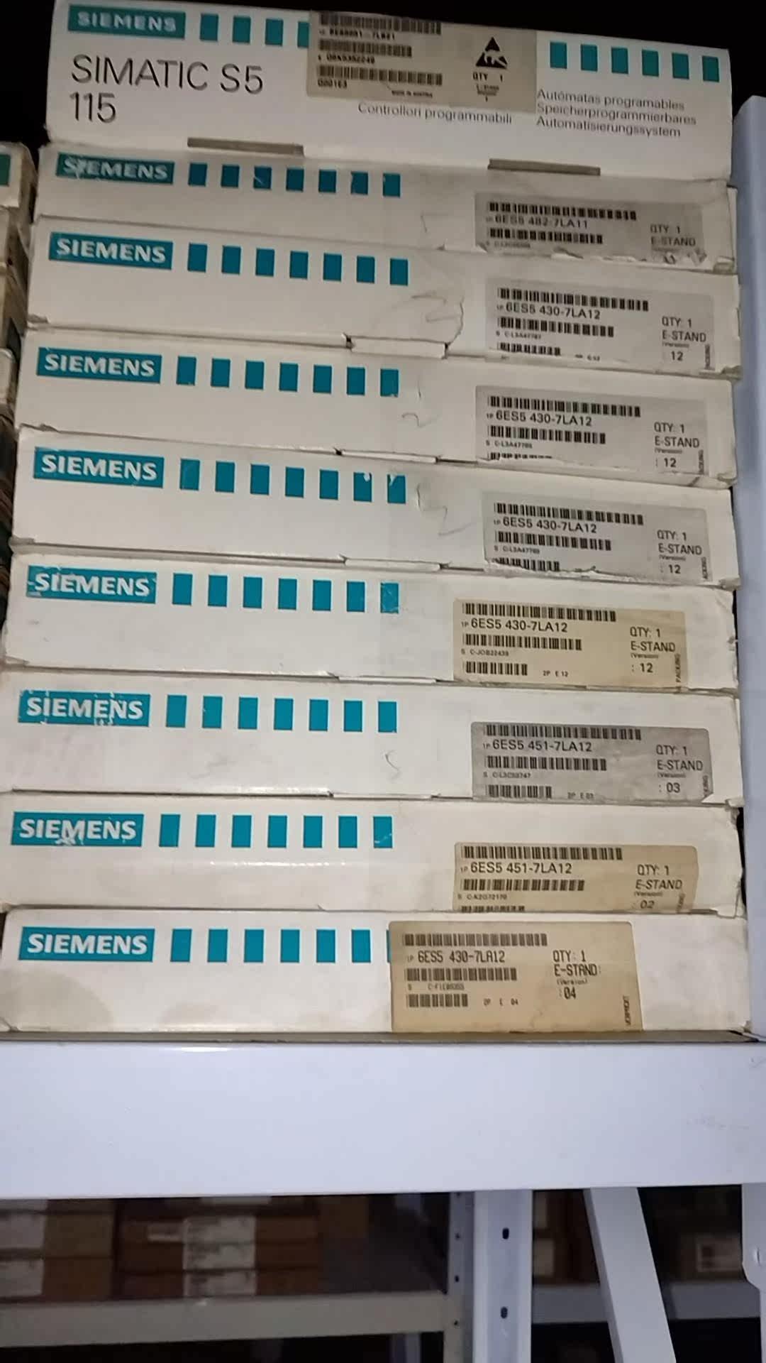 6ES5430-7LA12 西门子PLC 控制器6ES5 4