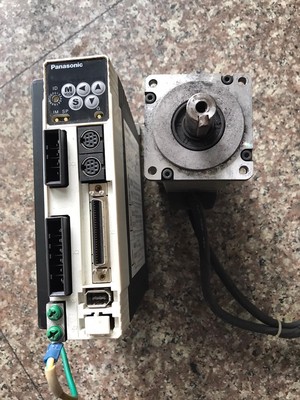 松下MBDDT2210052伺服驱动器十MHMD042P1U