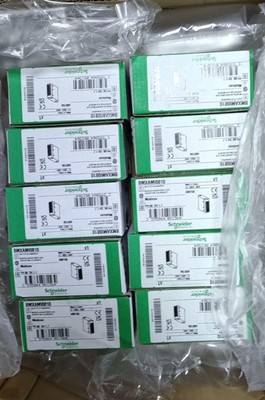 施耐德BMXDDI3202K全新原装正品