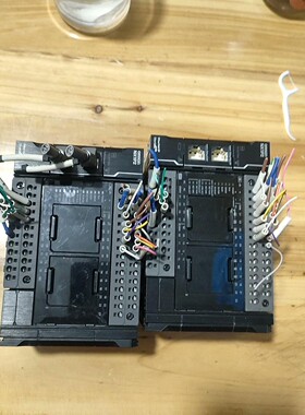 欧姆龙NⅩ1P2-1040DT成色漂亮拆机功能正常单价