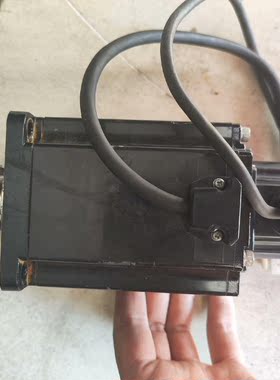 富士伺服电机GYS751DC2-T2C，不包好坏售出不退不换