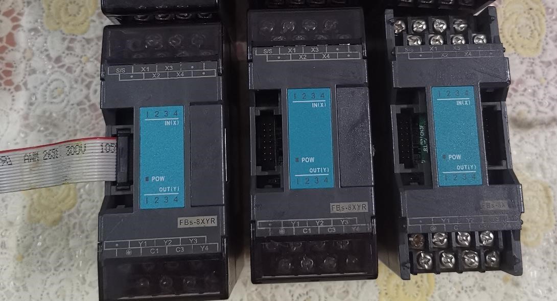 永宏PLC扩展模块FBS-8XYR三个拆机包好，