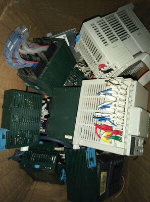 一批松下 NAIS  plcNAIS FP2有6套，c10r