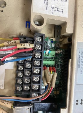 YPHT31636-1C，安川A1000变频器端子头，功能包