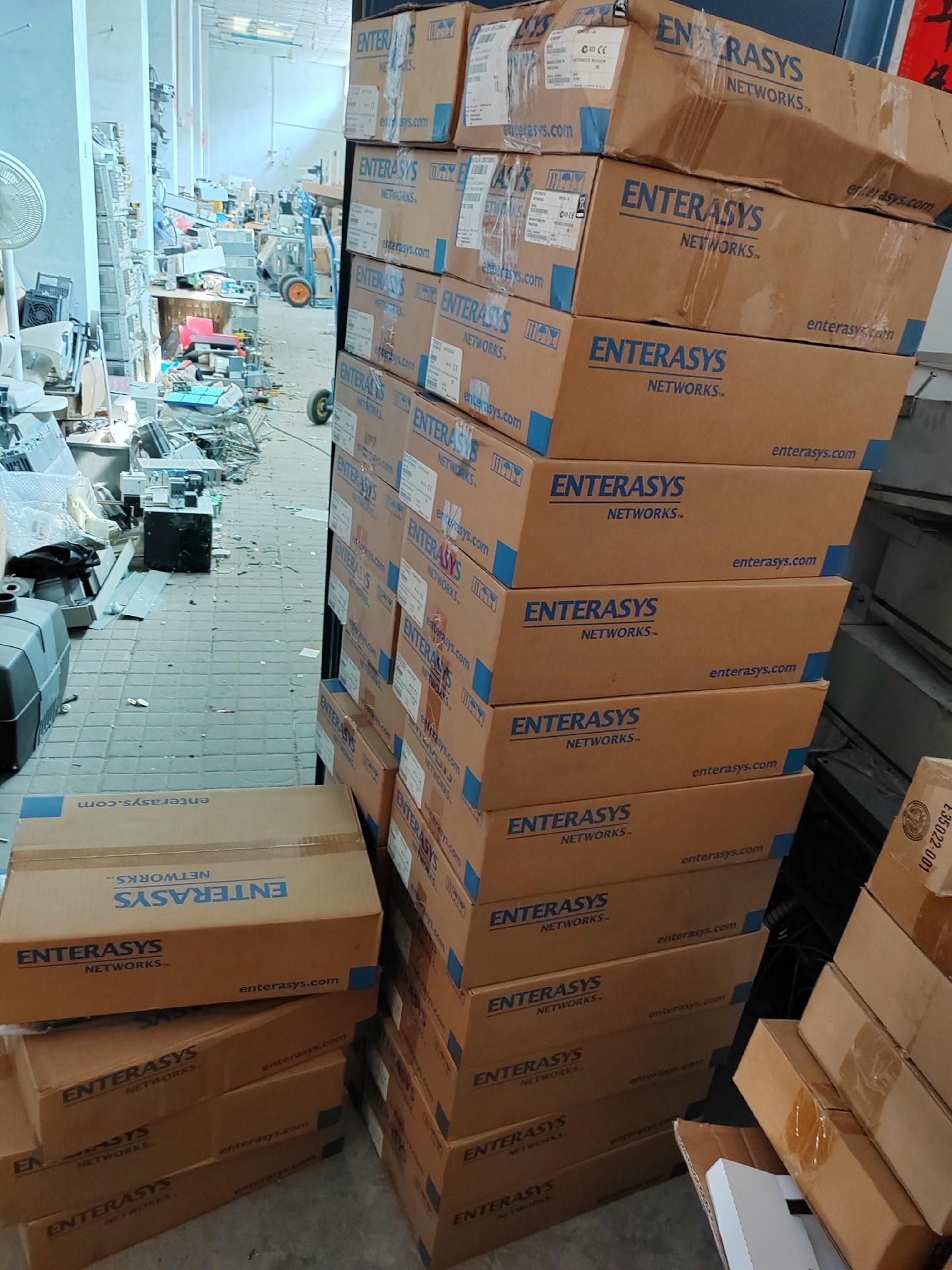 ENTERASYS 凯创V2H124-24交换机  全新