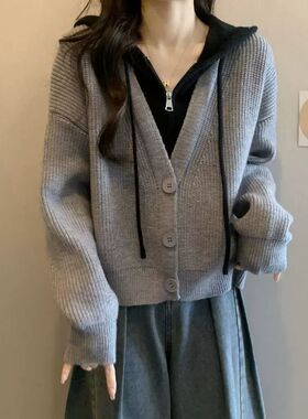灰色假两件连帽毛衣外套女春秋大码胖mm宽松显瘦短款针织开衫上衣