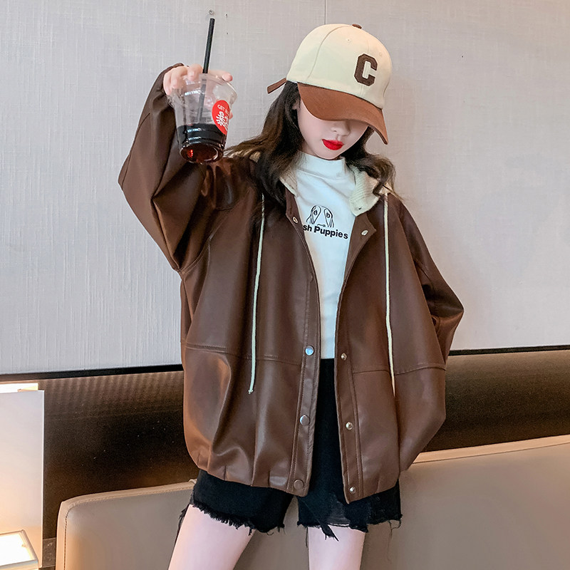 女童新款夹克皮衣外套2026春季女孩连帽上衣宽松休闲韩范网红童装