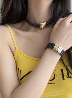 酷girl时髦知识分子风棕色多层皮项圈女轻奢高级感choker几何项链