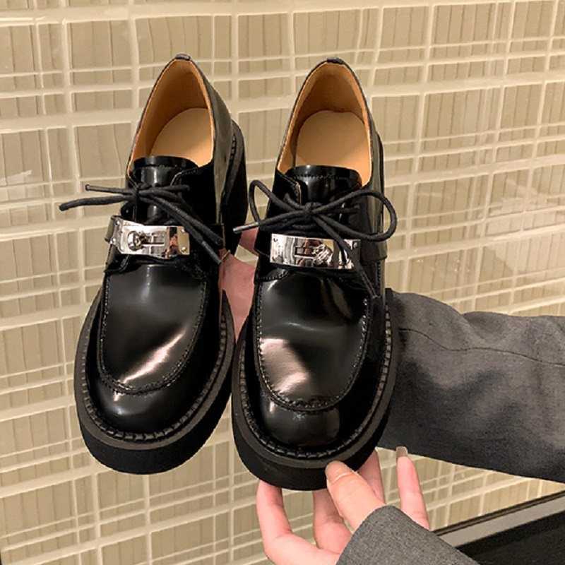 时尚气质百搭透气厚底单鞋