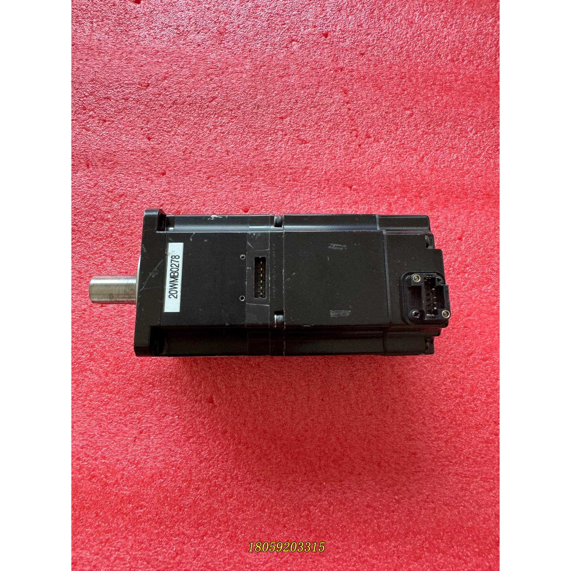 安川电机SGMJV-02ADA6C.200W，成色所示，议价