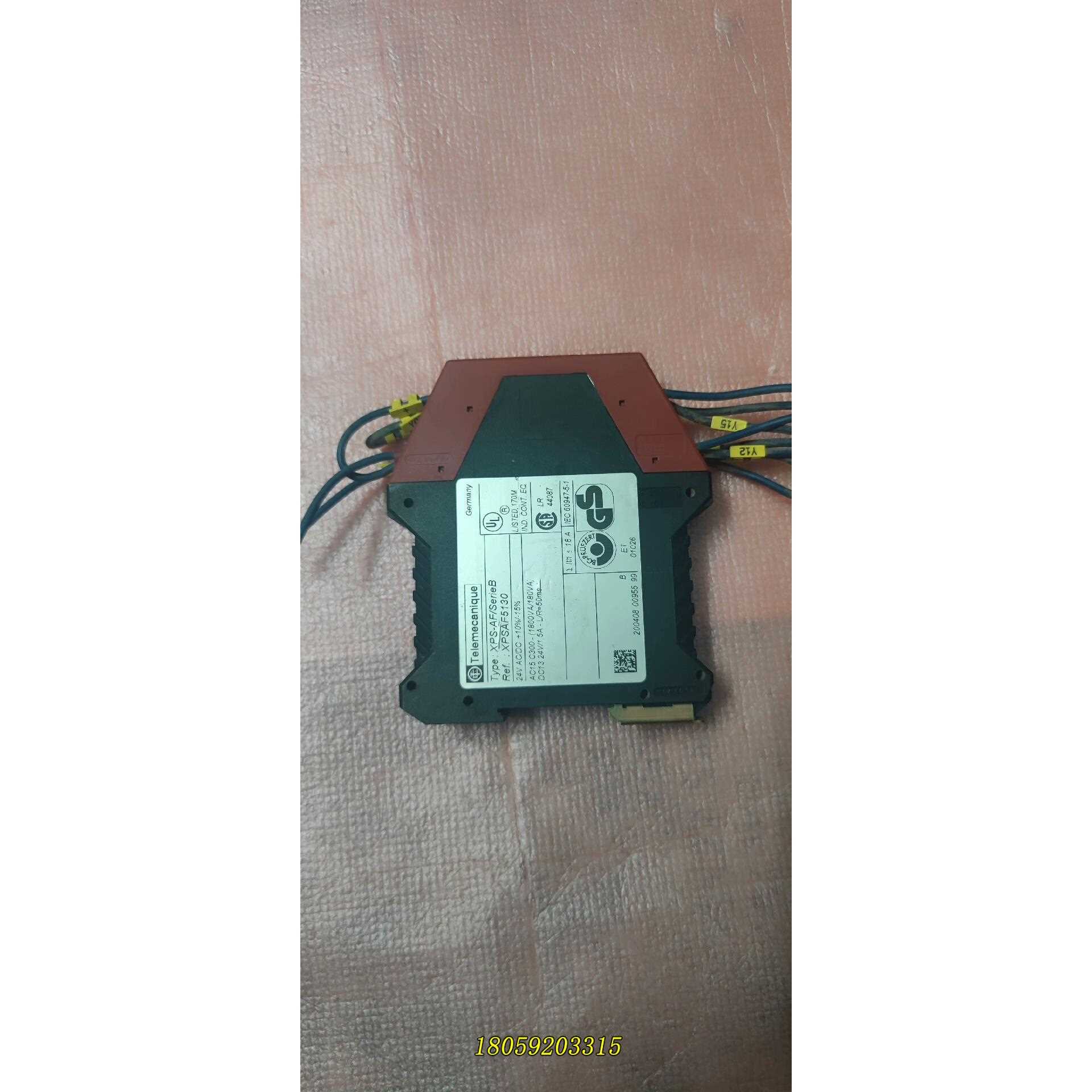 安全继电器 XPSAF5130 拆机货！成色！议价