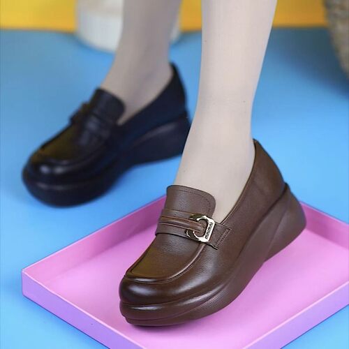 断码品牌真皮英伦风厚底小皮鞋女2026新款春秋休闲圆头妈妈鞋单鞋