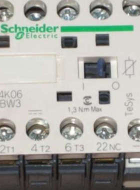 代理电动机断路器辅助触点GVAN11TQ，GVAN20 LC7K0901M7