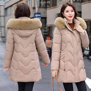 2024冬季大毛领带帽中长款女棉服大版显瘦保暖加厚棉衣中青妈妈装