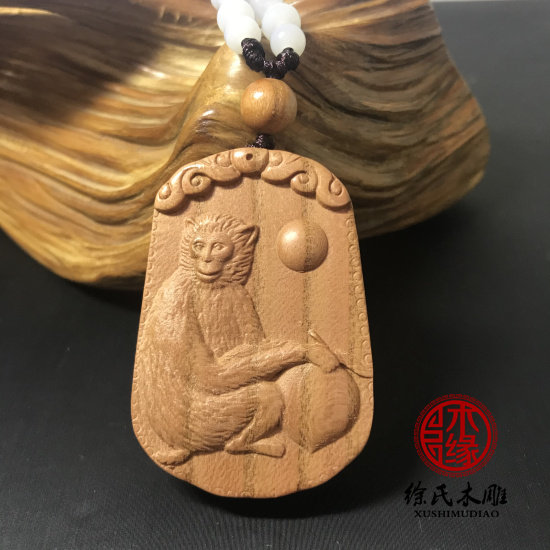 桃木猴牌 桃木十二生肖猴子吊坠 木雕申猴挂件 木雕木头猴项链