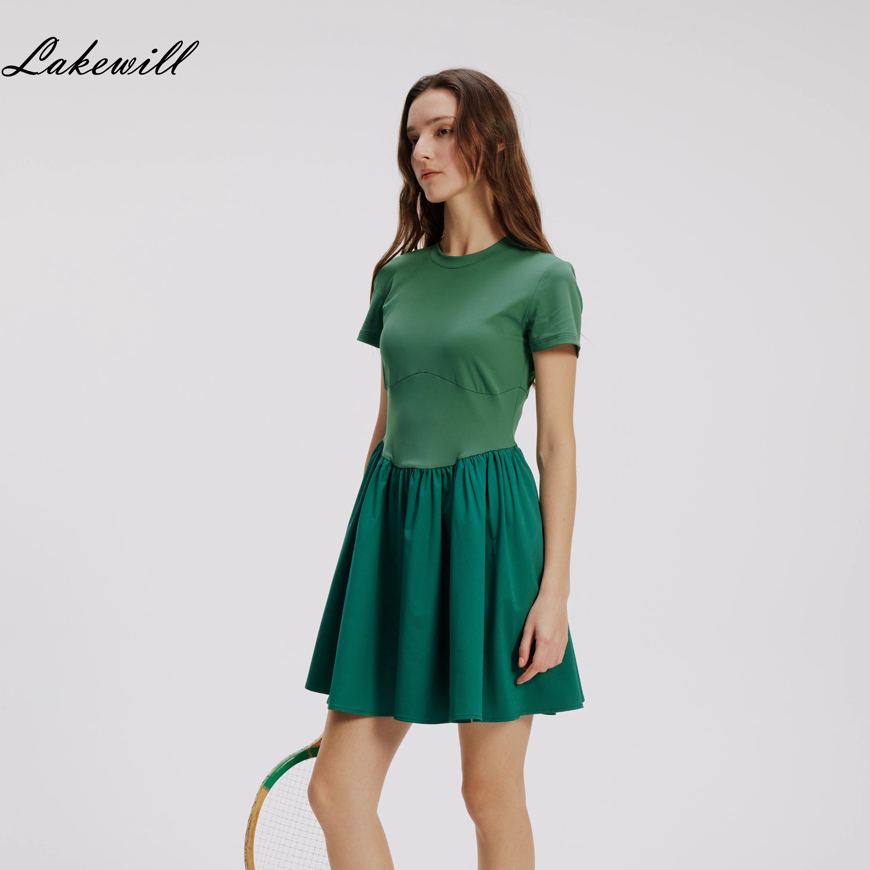Lakewill春夏新款女装运动连衣裙休闲圆领收腰显瘦连衣裙