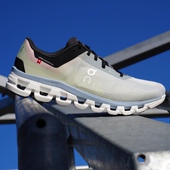 Cloudflow4 On昂跑 轻盈透气缓震跑鞋 男款 间歇强度跑马拉松 新品