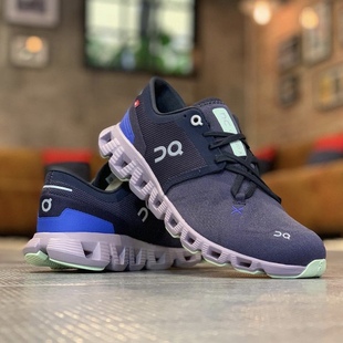 運(yùn)動(dòng)鞋 On昂跑全新一代綜合體能訓(xùn)練女款 CloudX3代