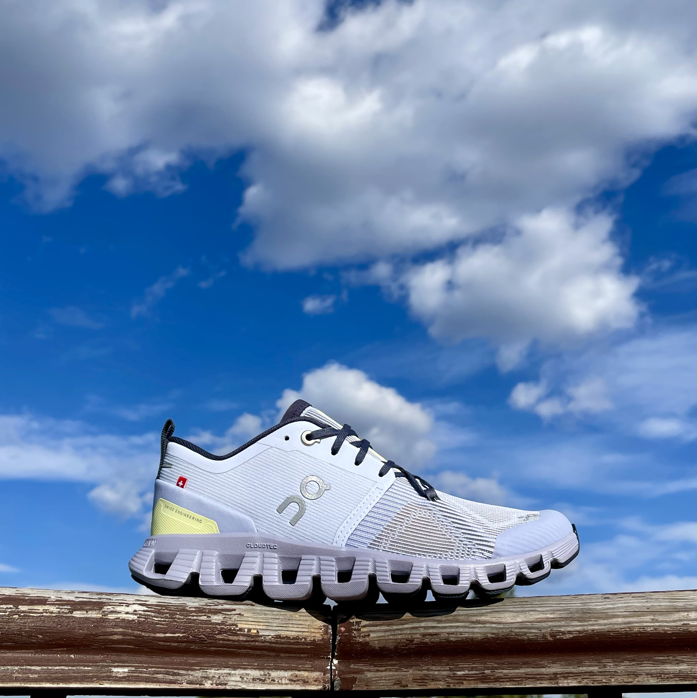 On/昂跑运动跑步鞋女子跑步鞋