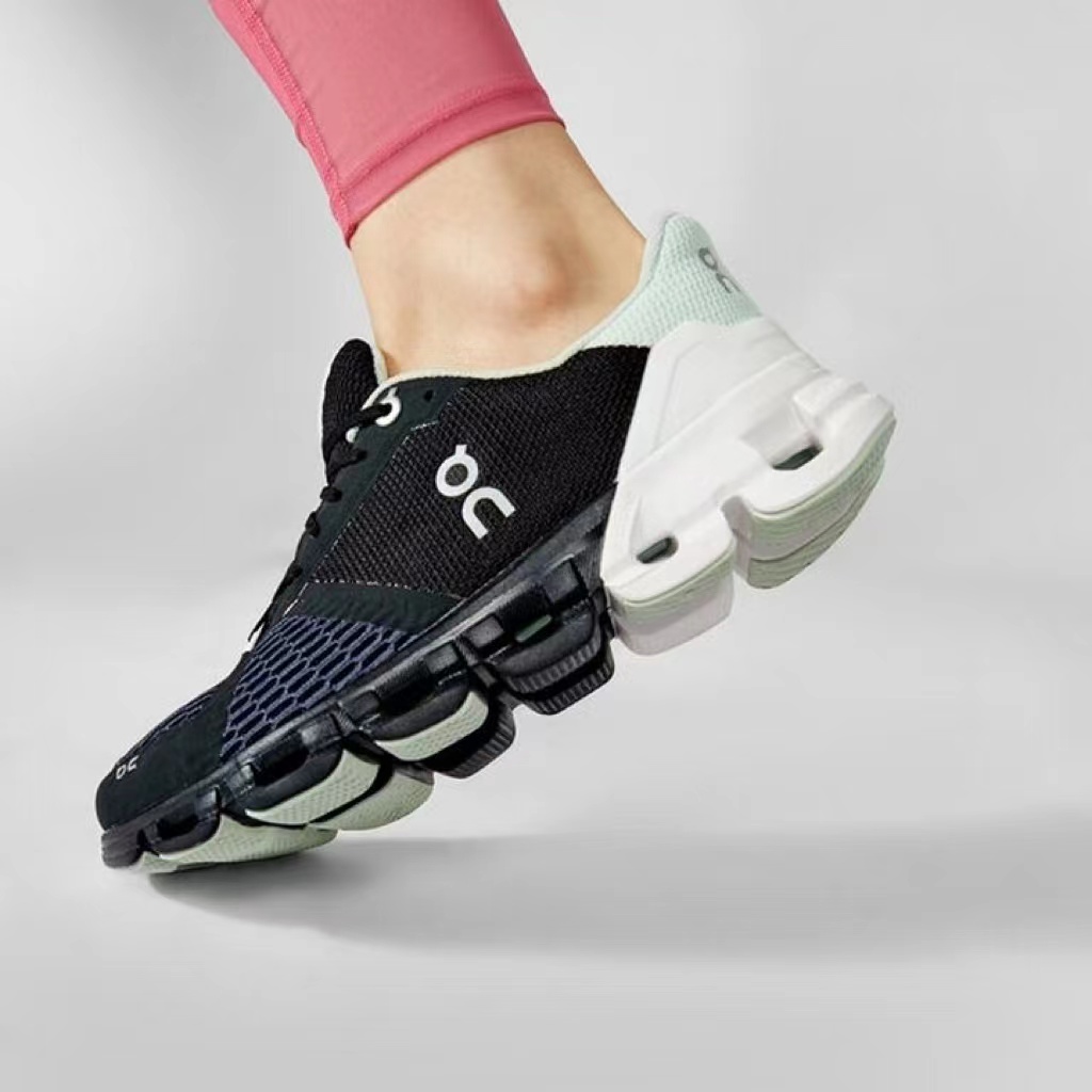 轻量减震灵活女款支撑型轻跑跑鞋