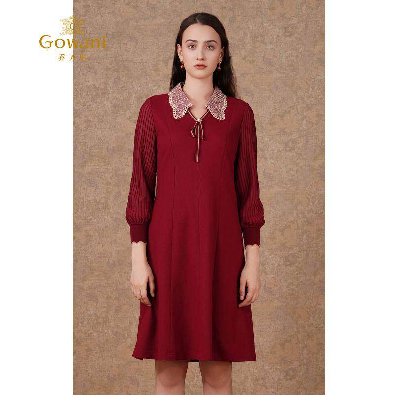 乔万尼连衣裙女2026年春季红色V领蕾丝拼接修身气质中长款学院风