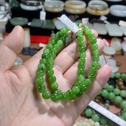 俄罗斯碧玉老坑料乌兰海苹果绿妈妈链卡8