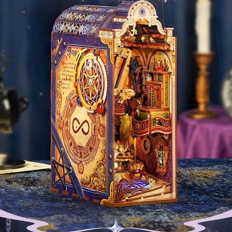 同趣万境图书馆手工diy拼装积木玩具遥控感应模型书立生日礼物女