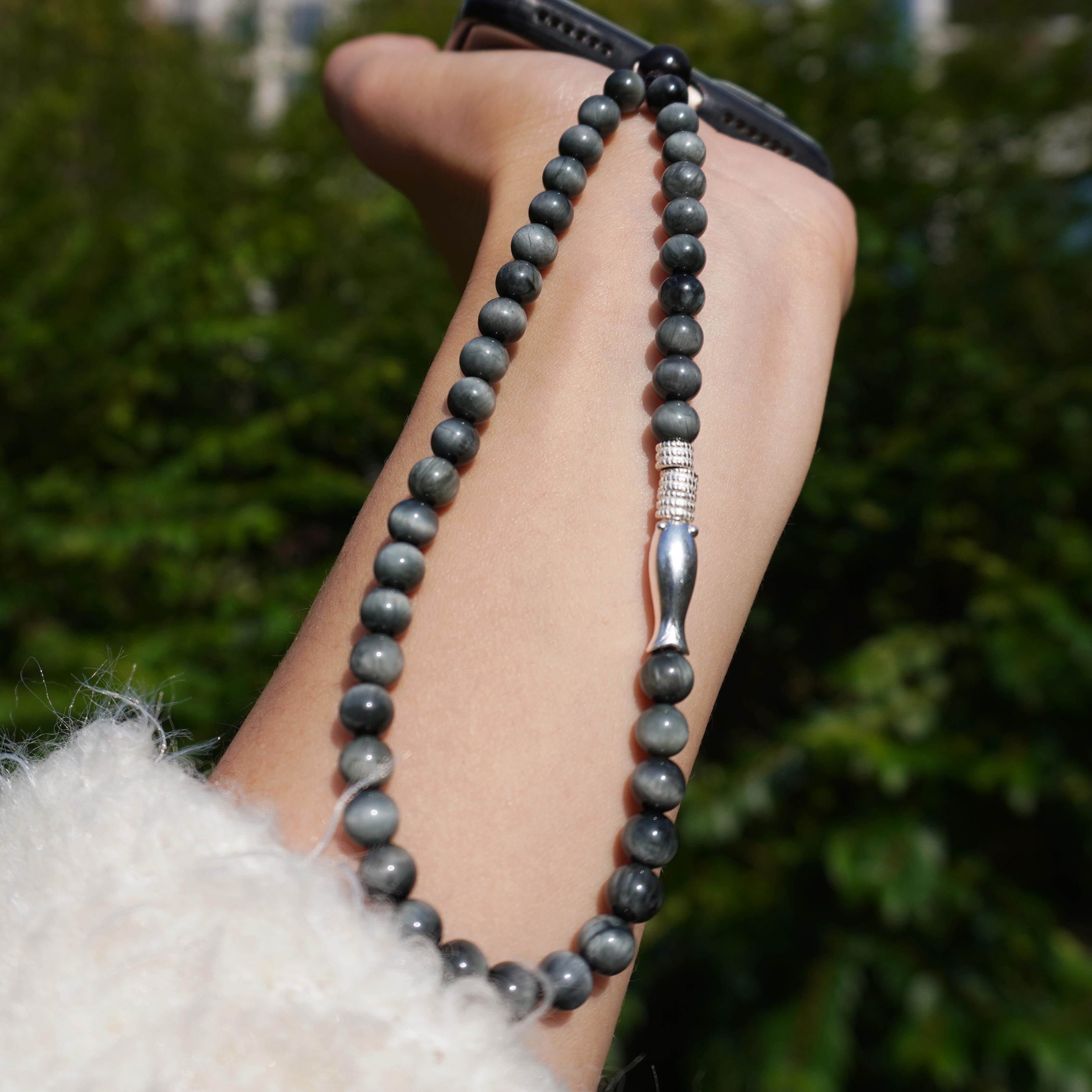 天然鹰眼石手机链女纯银手腕挂绳灰色虎眼石挂饰手工编绳玉石挂件